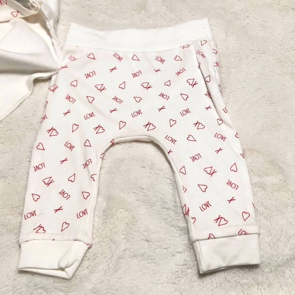 🆕Rae Dunn 3pc XOXO Baby Onesie Set - Picture 3 of 4